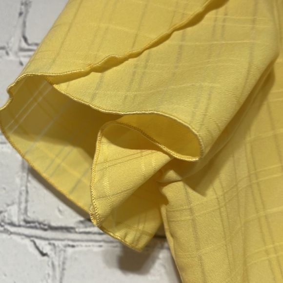 Vintage Yellow Tie Neck Short Sleeved Button-Up Size 10 - Picture 15 of 15